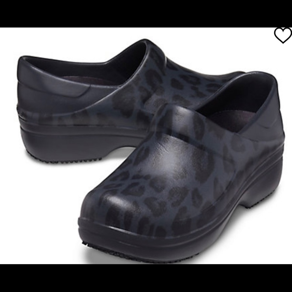 Crocs with leopard print